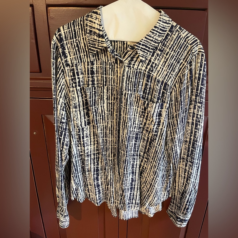 Holding Horses Anthropologie Sammie Blouse Shirt Sz 12 Womans Navy Button Front